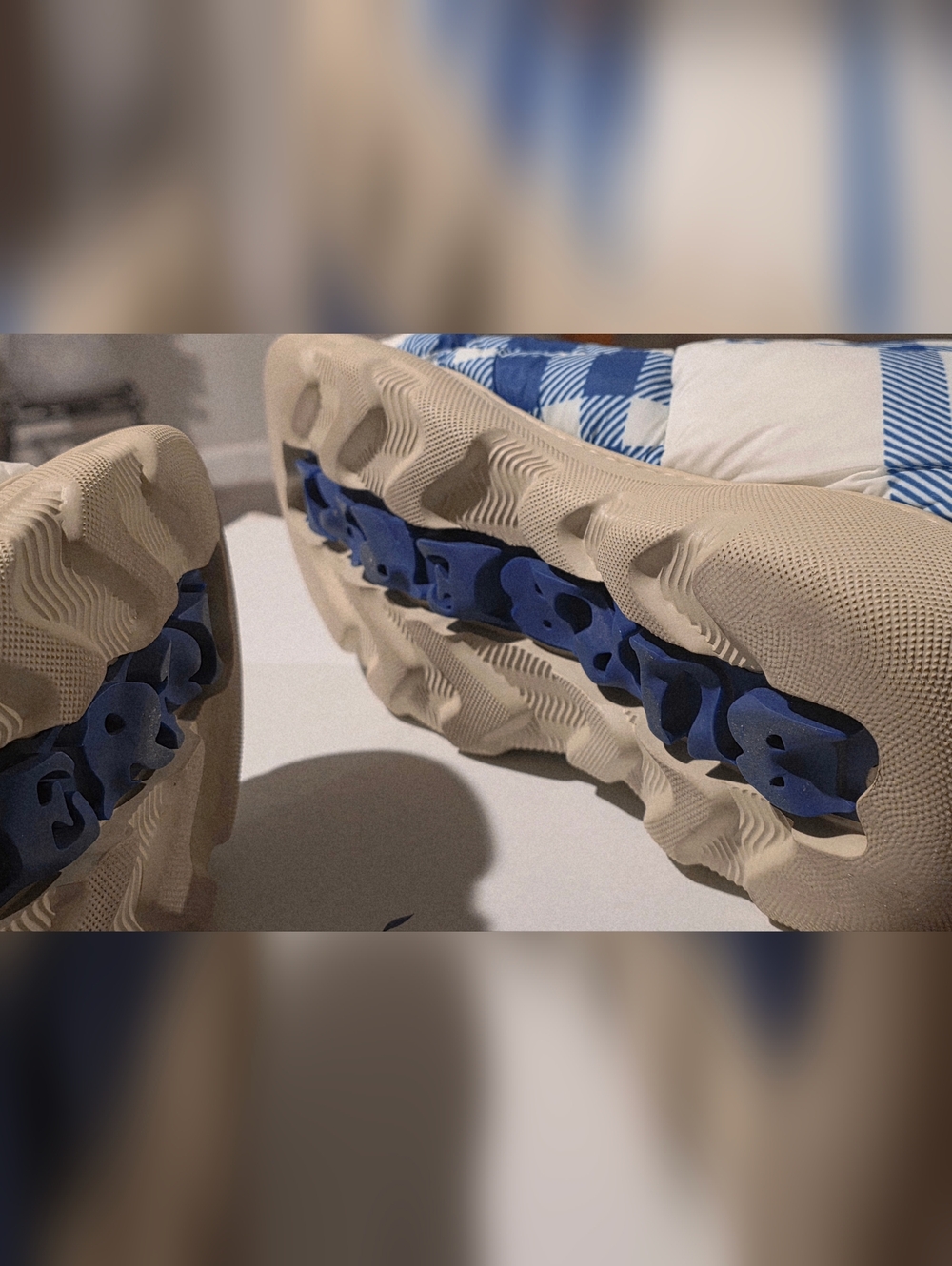 Burberry Pillow Boots Men's 9.5 NIB - Picture 7 of 9